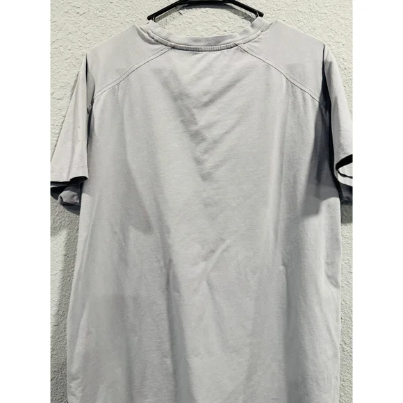 Kenneth Cole Men's T-Shirt, Size Large, Light Blue/Gray - Picture 5 of 8